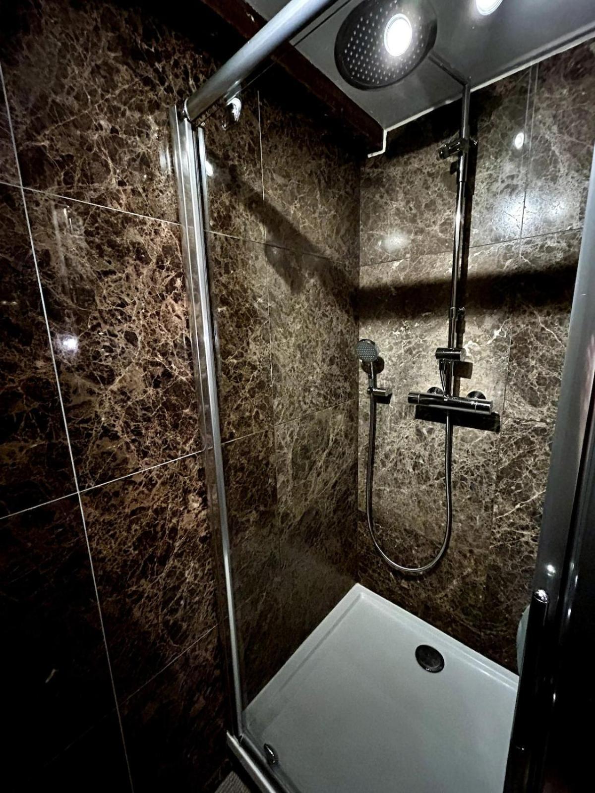 אנטוורפן Tempor'Area Apartment מראה חיצוני תמונה